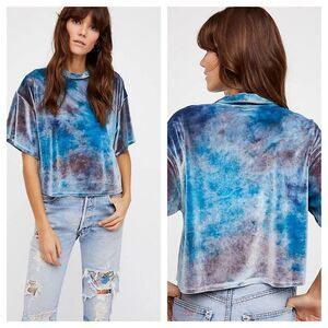 We The Free Need You‎ Velvet Tee Velour Mock Neck Tie Dye Sz S blue purple grey